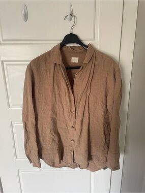 Arrae Linen Button-Up Shirt